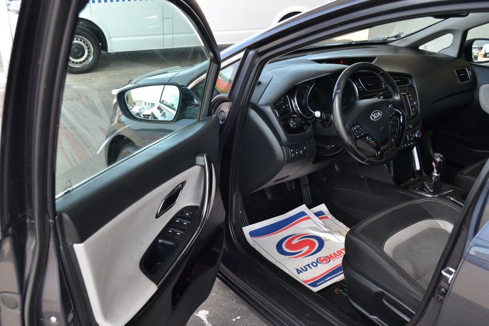 Kia Ceed 1,4 CVVT Family SW 5d