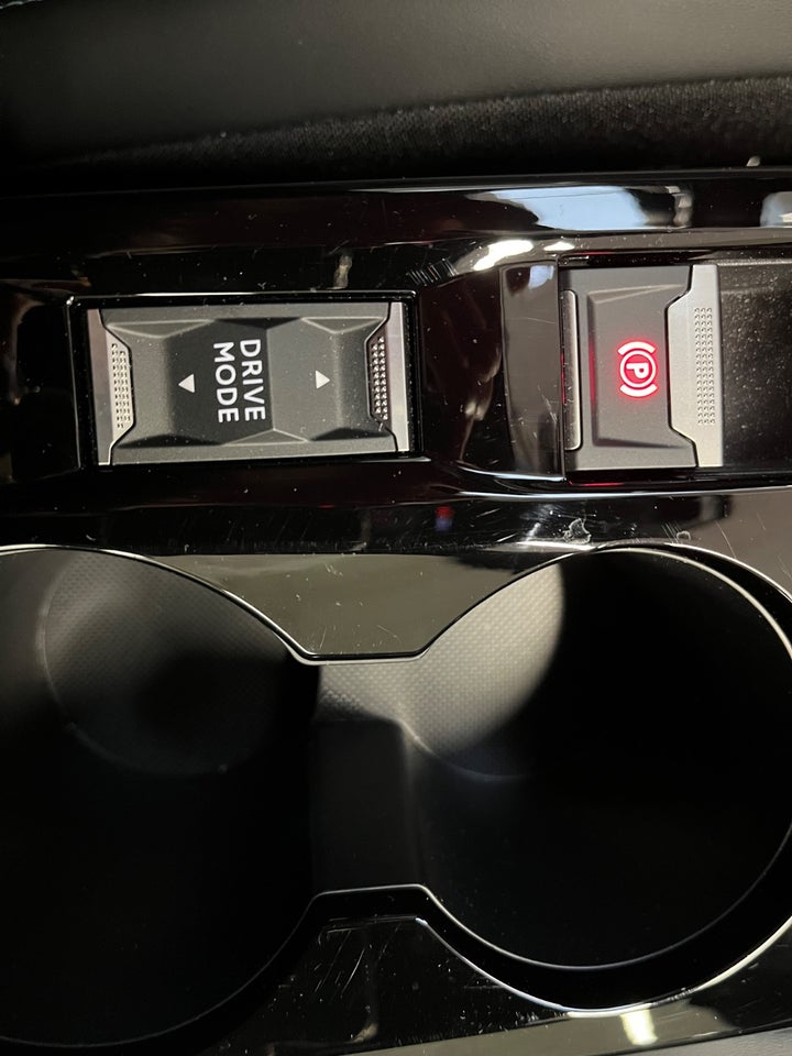 Peugeot 2008 1,2 PureTech 130 Allure EAT8 5d