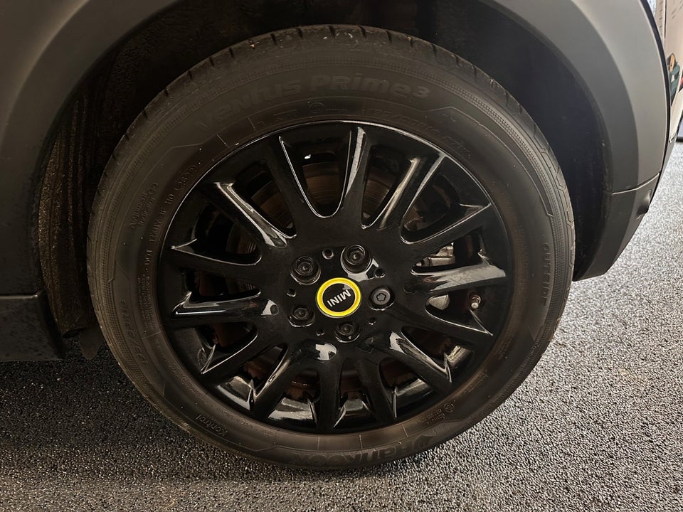 MINI Cooper SE Maximise 3d