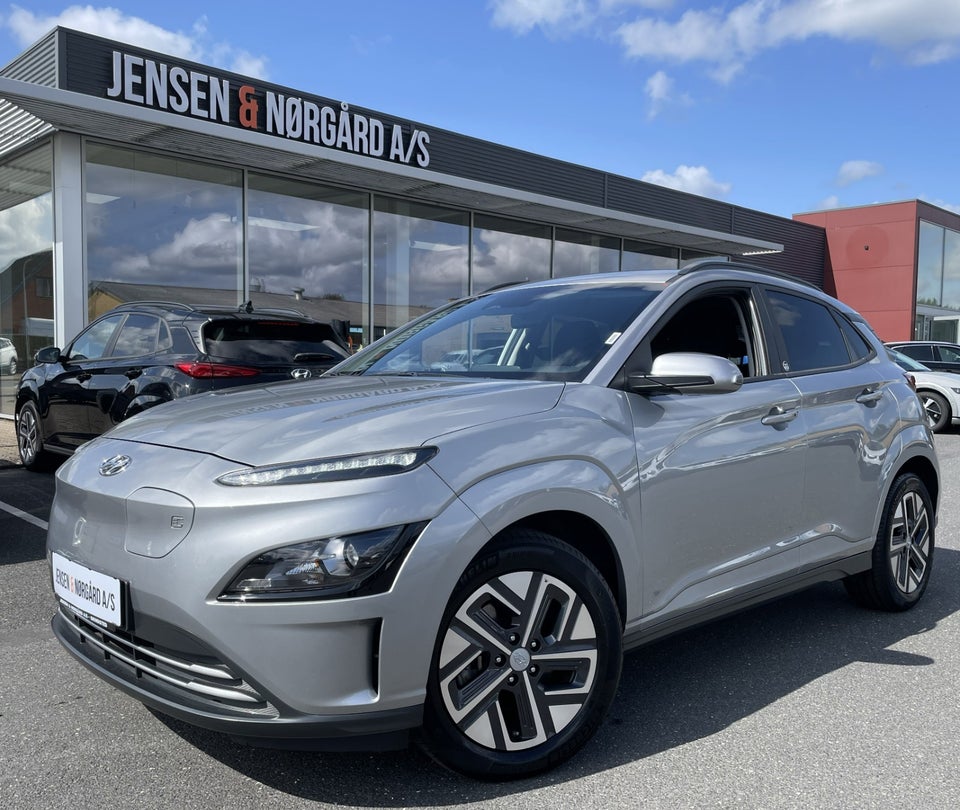 Hyundai Kona 39 EV Essential 5d
