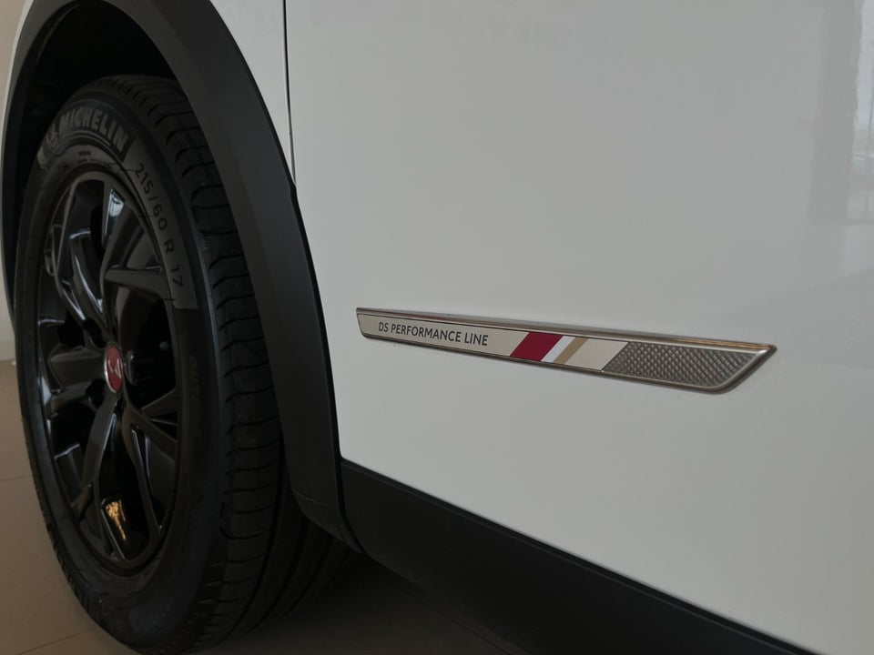 DS DS 3 CrossBack 1,2 PureTech 100 Performance Line 5d