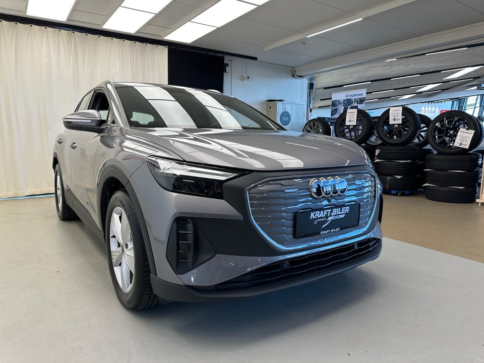 Audi Q4 e-tron 45 Progress 5d