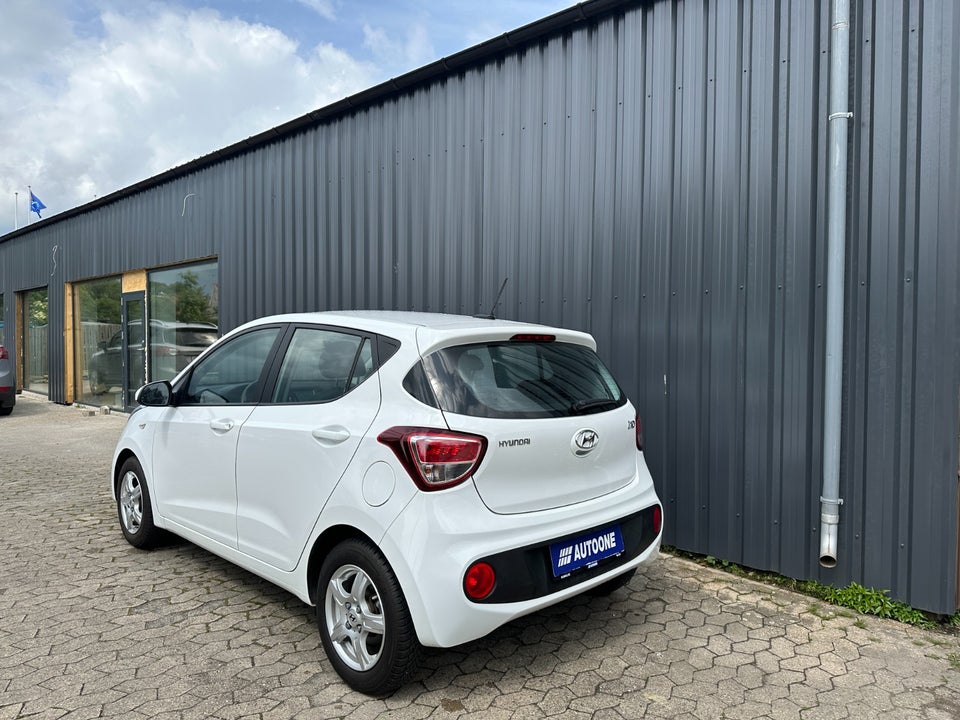 Hyundai i10 1,0 Touch 5d