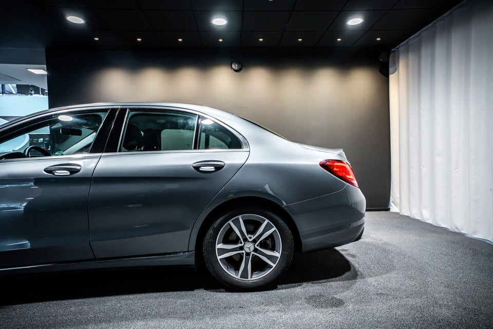 Mercedes C220 d 2,0 Advantage aut. 4d