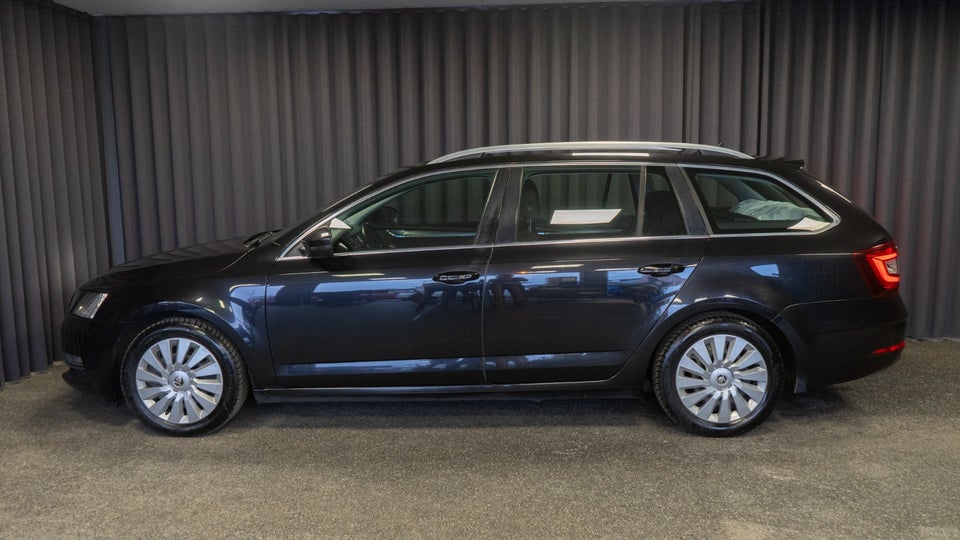 Skoda Octavia 1,6 TDi 115 Style Combi DSG 5d