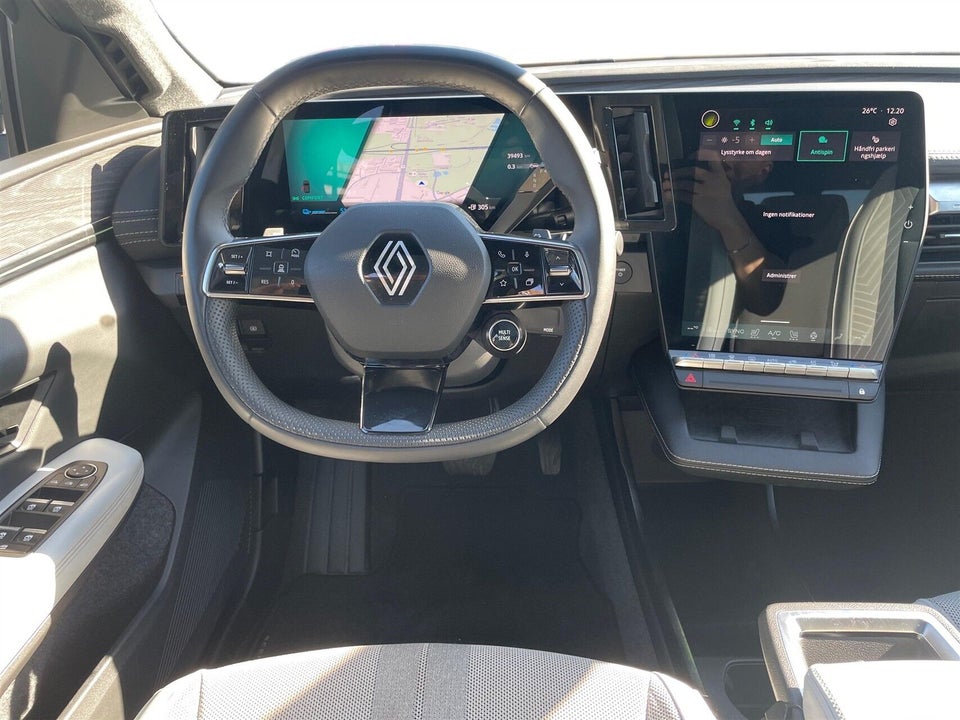 Renault Scenic E-Tech 87 Iconic 5d