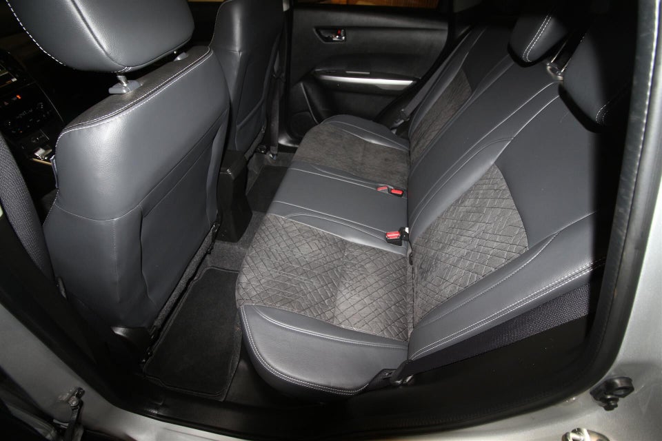 Suzuki Vitara 1,0 Boosterjet Adventure Hit 5d