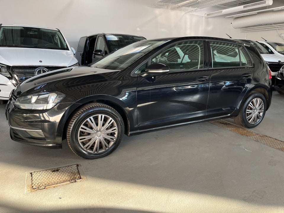 VW Golf VII 1,6 TDi 115 Comfortline Van 5d