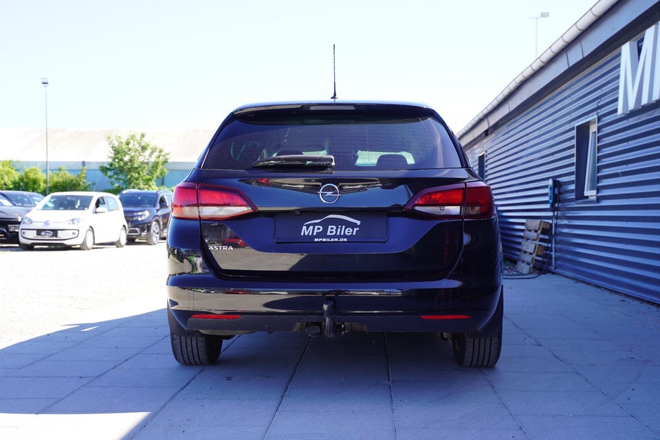 Opel Astra 1,5 D 105 Elegance Sports Tourer 5d