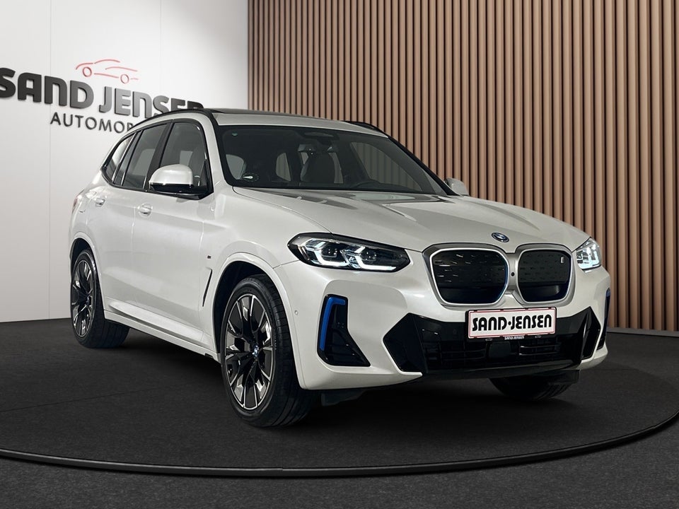 BMW iX3 Charged Plus 5d