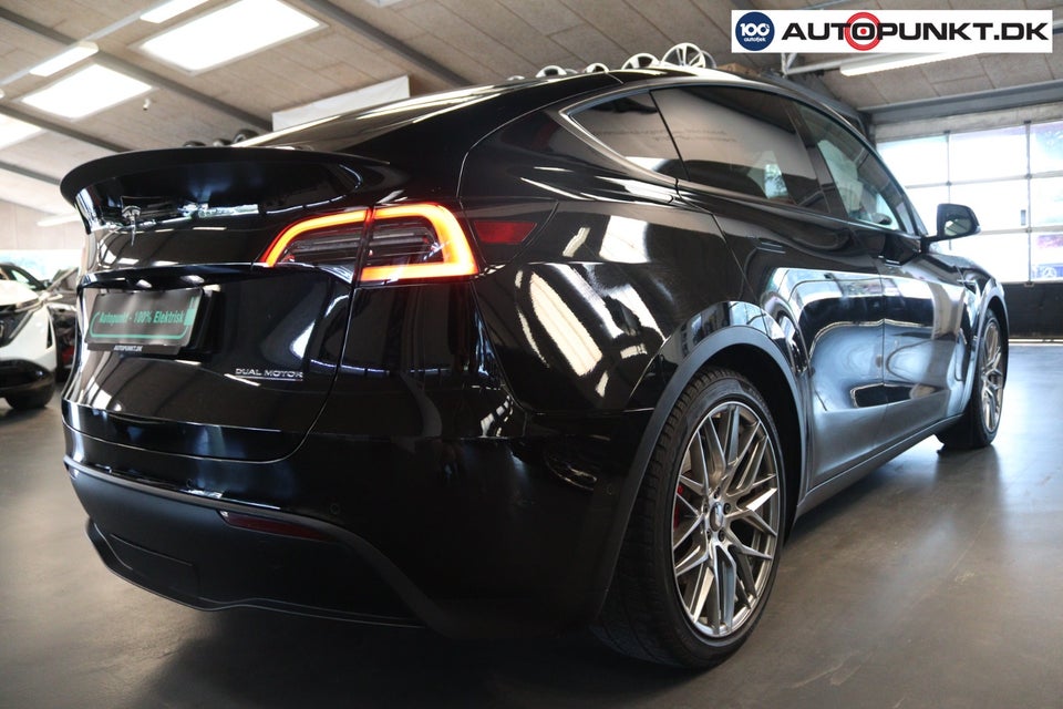 Tesla Model Y Performance AWD 5d