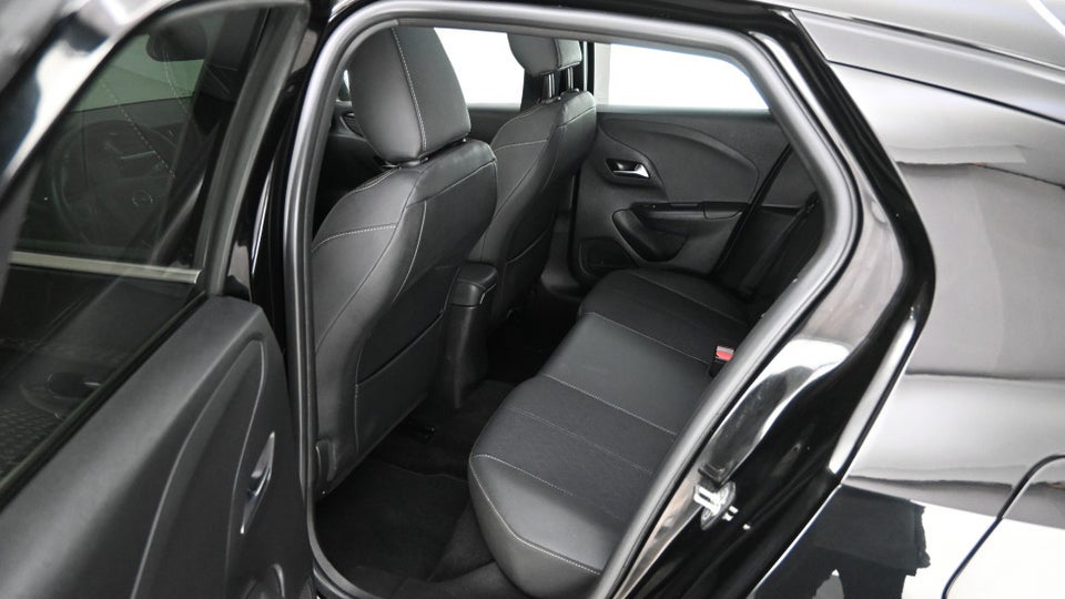 Opel Corsa 1,2 T 100 Black 5d