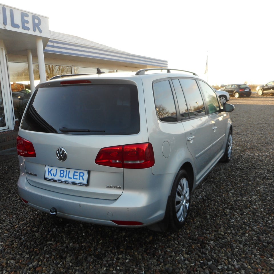 VW Touran 1,6 TDi 105 Comfortline DSG BMT 7prs 5d