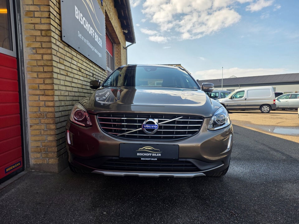 Volvo XC60 2,0 D4 190 Momentum 5d