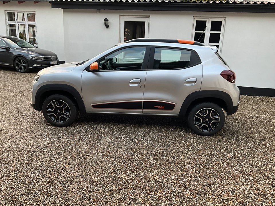 Dacia Spring Comfort+ 5d