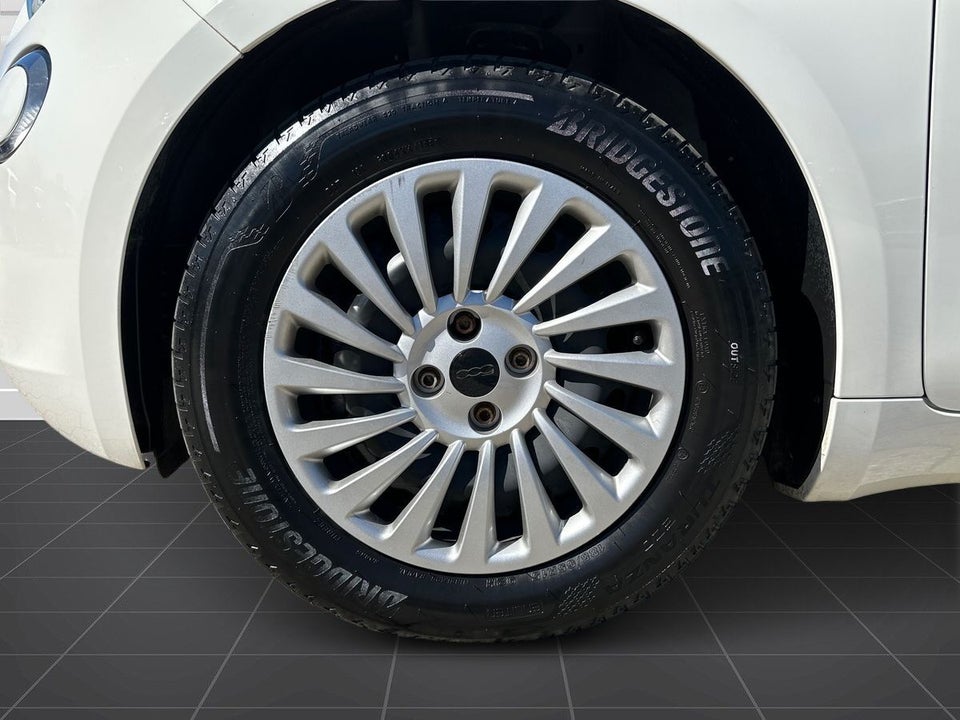 Fiat 500e 42 Icon 3d