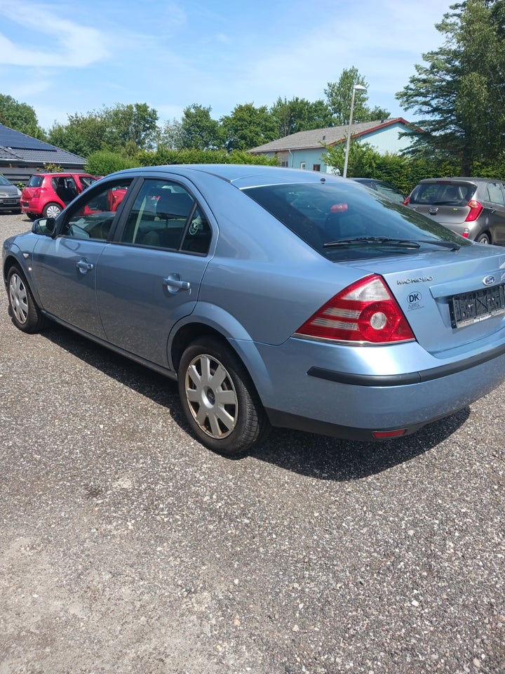 Ford Mondeo 2,5 170 Ebony 5d