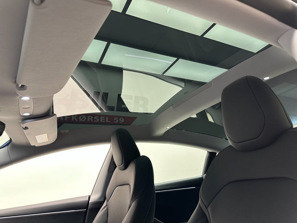 Tesla Model 3 Long Range AWD 4d