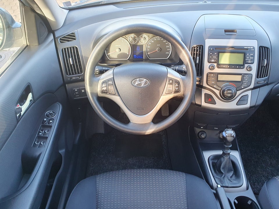 Hyundai i30 1,4 CVVT 109 Comfort 5d