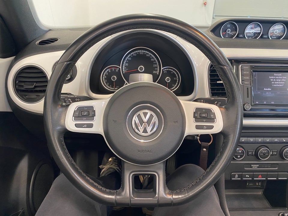 VW The Beetle 1,2 TSi 105 Cabriolet 2d