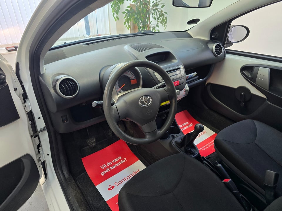 Toyota Aygo 1,0 VVT-i T1 5d