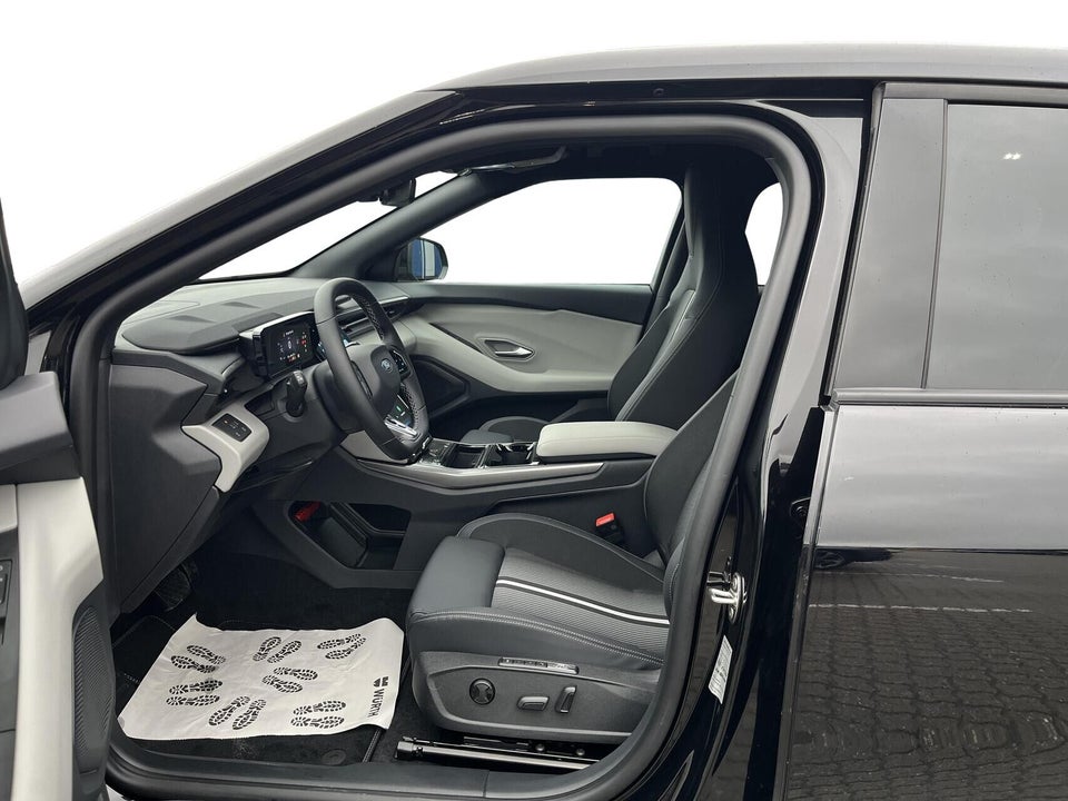 Ford Capri 77 Select Extended Range 5d