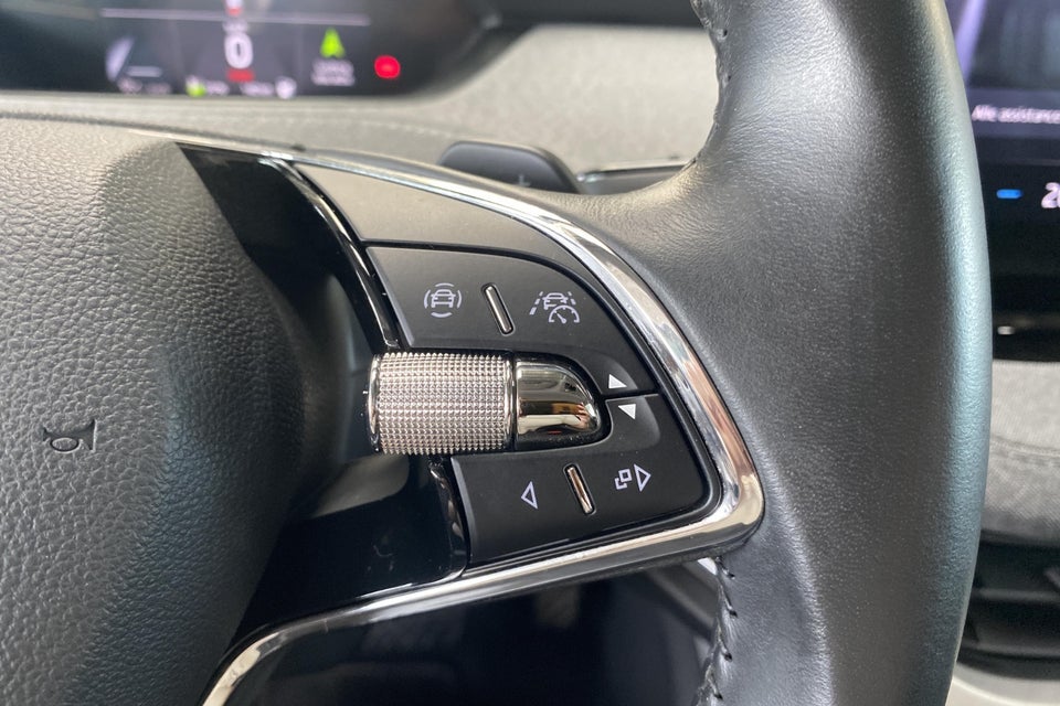 Skoda Enyaq 80 iV Loft 5d