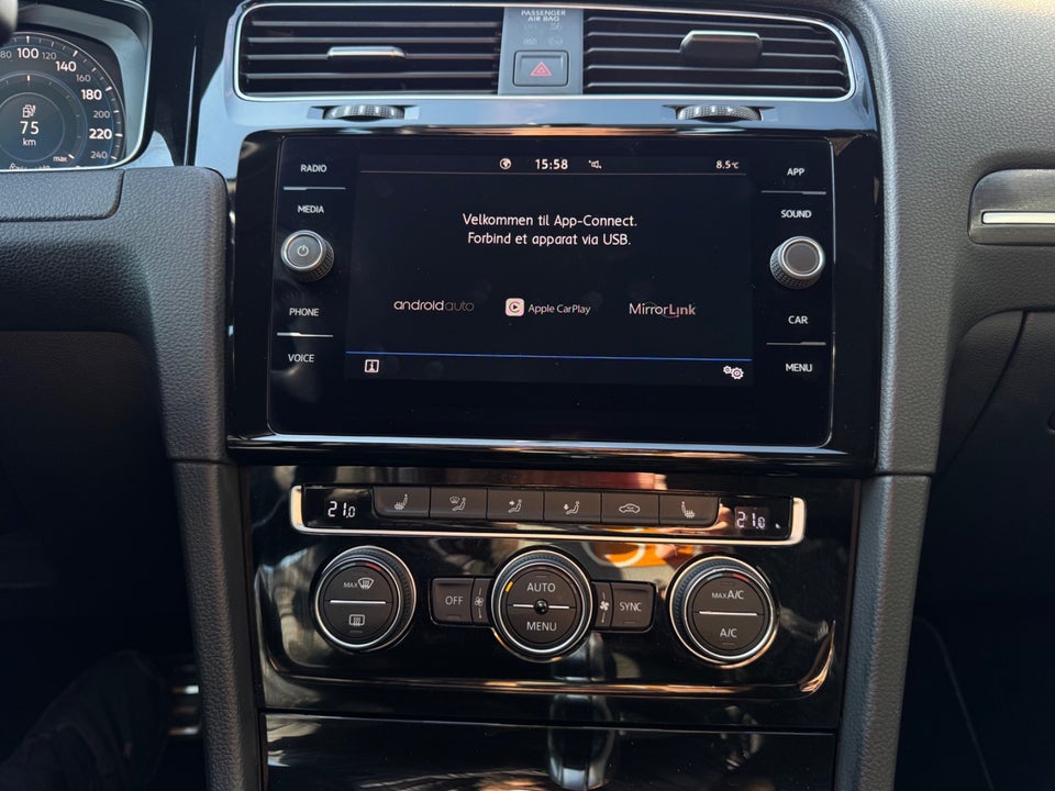 VW Golf VII 1,4 GTE DSG 5d