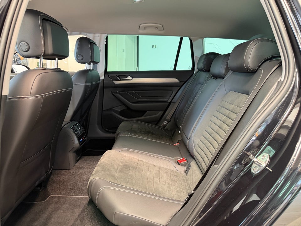 VW Passat 2,0 TDi 150 Elegance Variant DSG 5d