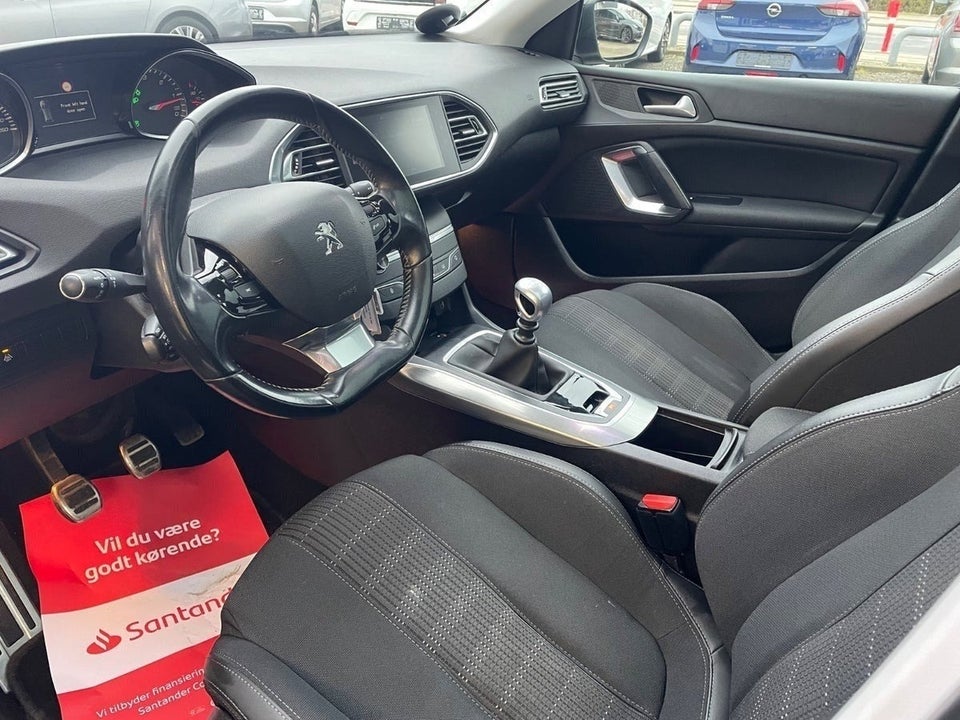 Peugeot 308 1,6 BlueHDi 120 Allure Sky SW 5d