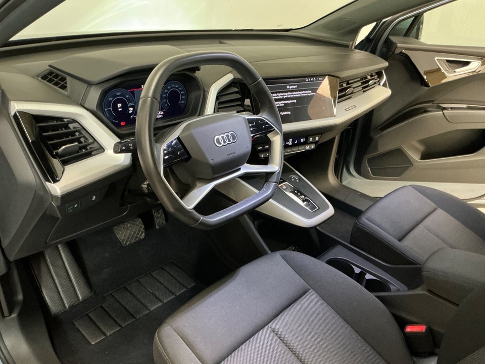 Audi Q4 e-tron 35  5d