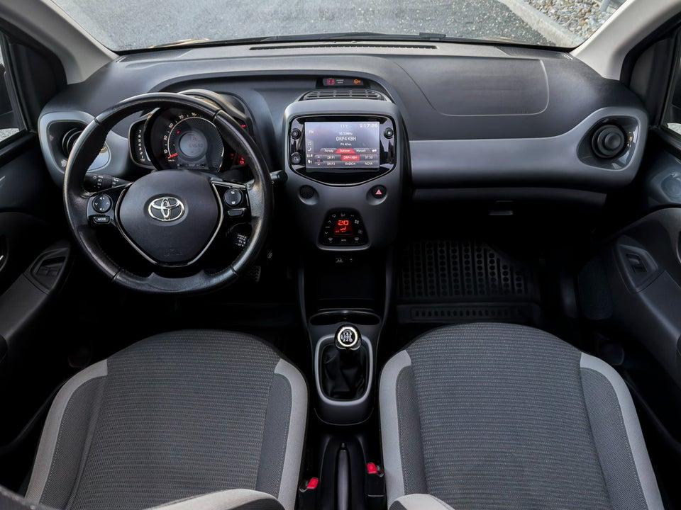 Toyota Aygo 1,0 VVT-i x-sky 5d