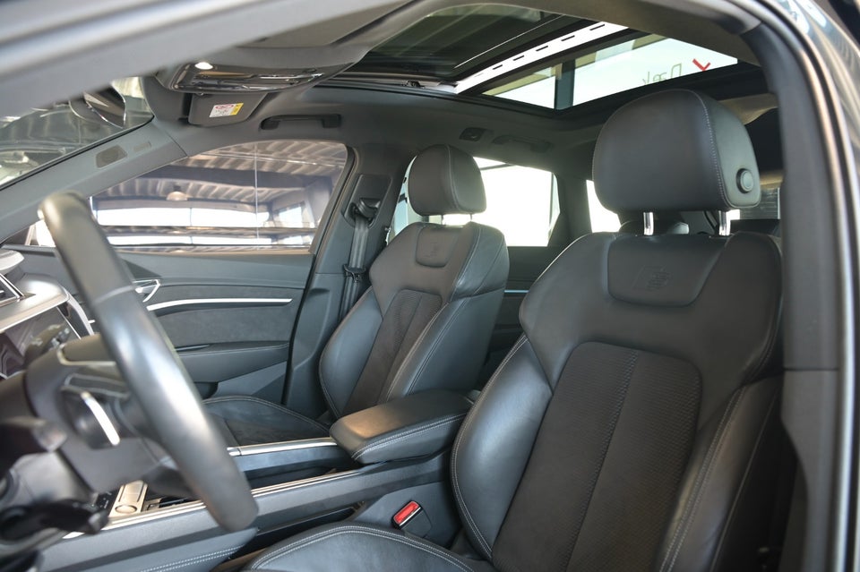 Audi e-tron 55 Advanced quattro 5d