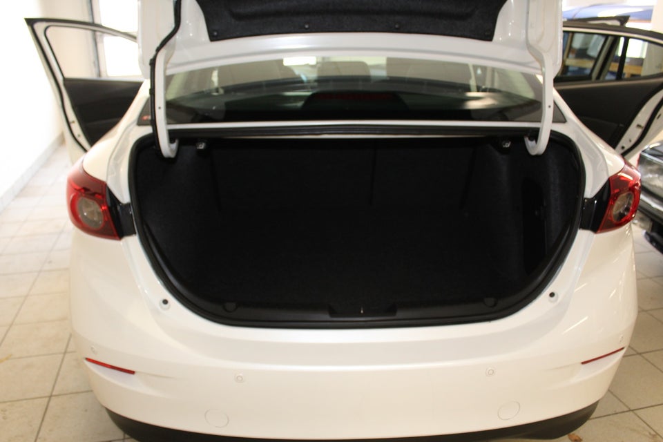 Mazda 3 1,5 SkyActiv-G 100 Vision 4d