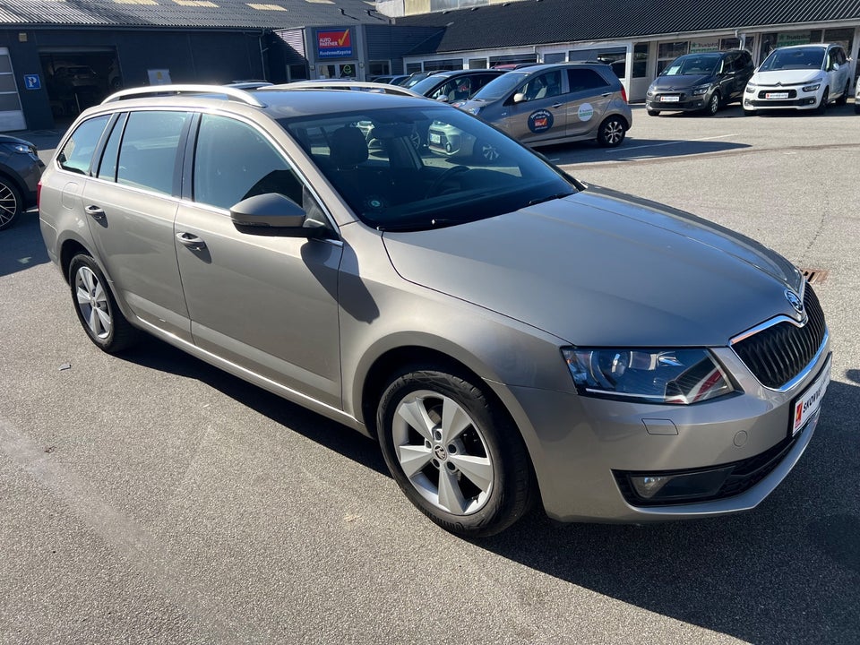 Skoda Octavia 1,0 TSi 115 Style Combi DSG 5d