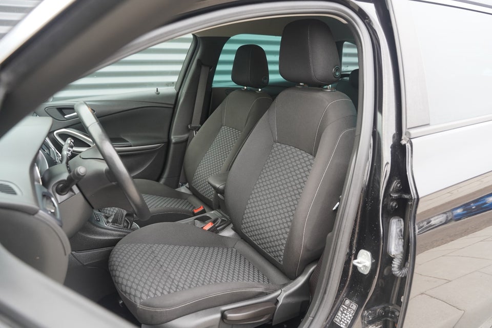 Opel Astra 1,0 T 105 Enjoy Sports Tourer 5d