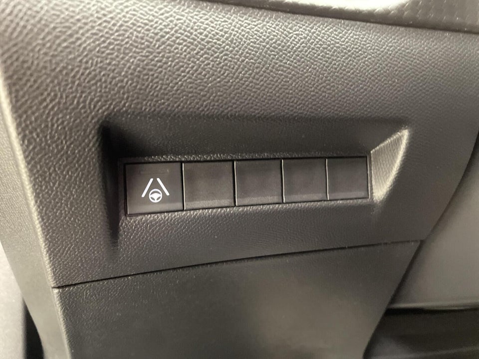 Peugeot e-2008 54 GT 5d