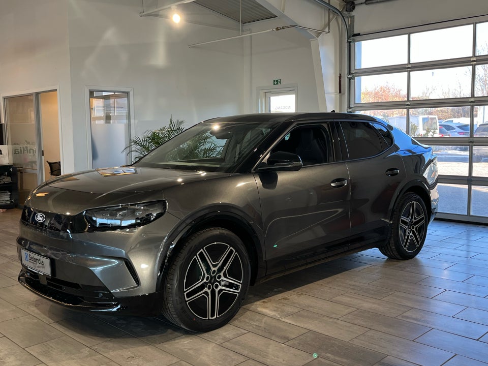 Ford Capri 77 Premium Extended Range 5d