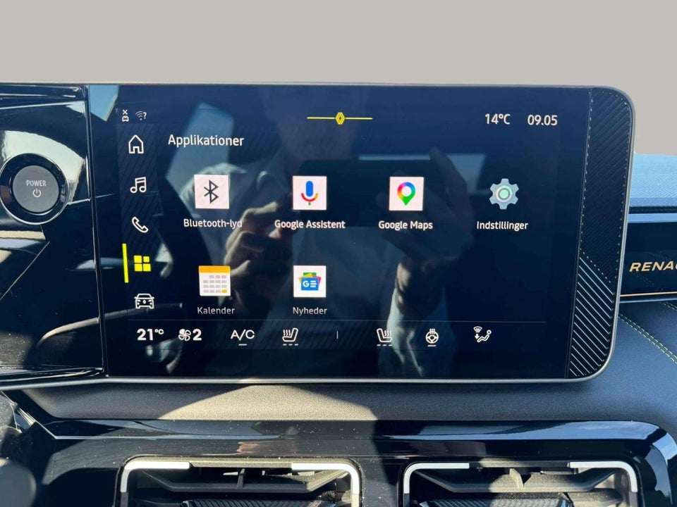 Renault 5 E-Tech 52 Iconic 5d