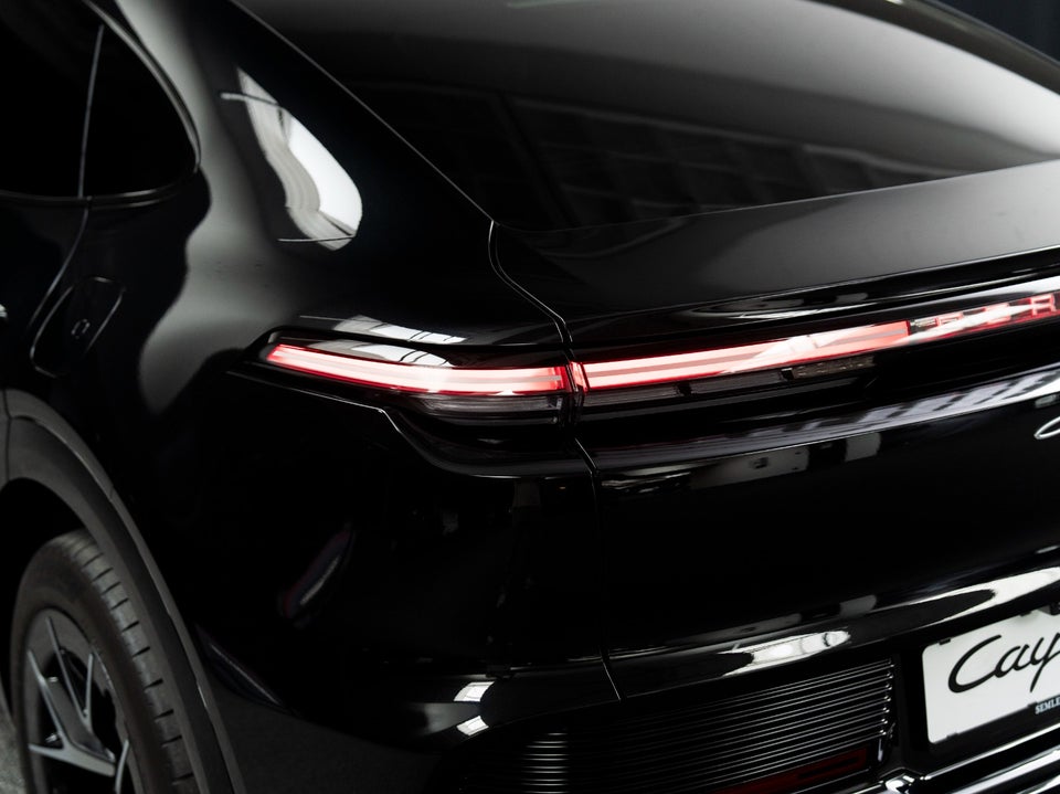 Porsche Cayenne S Electric Coupé 5d