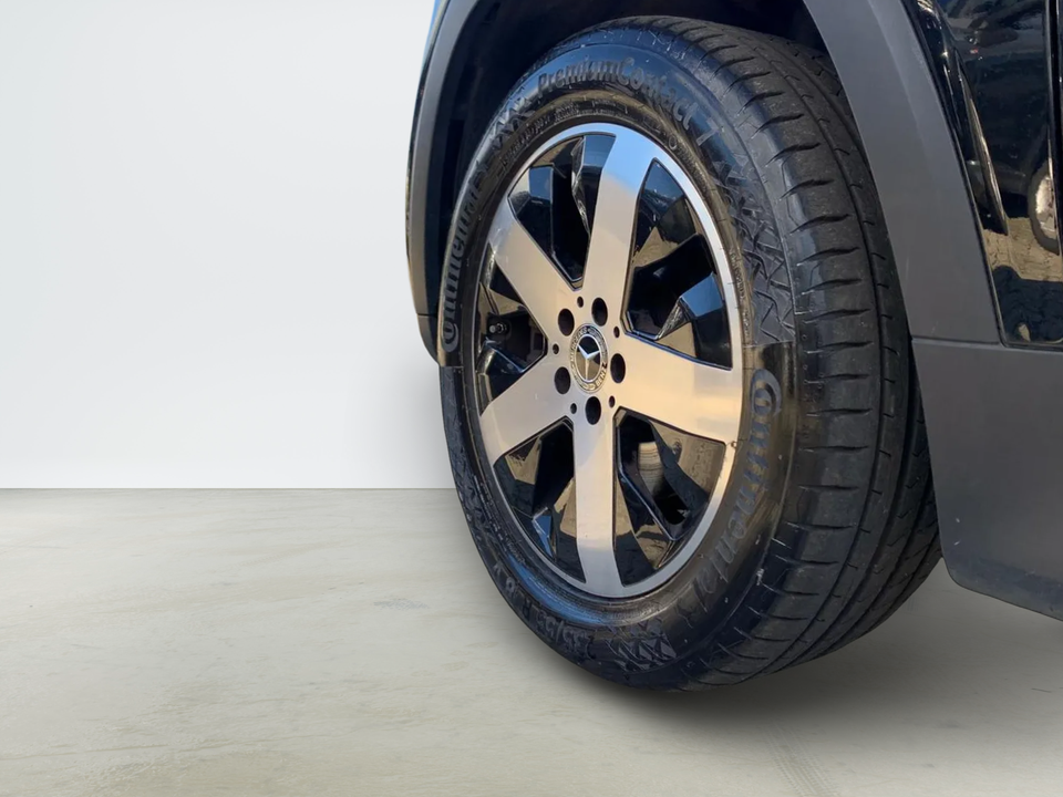 Mercedes GLB200 1,3 Progressive aut. 5d