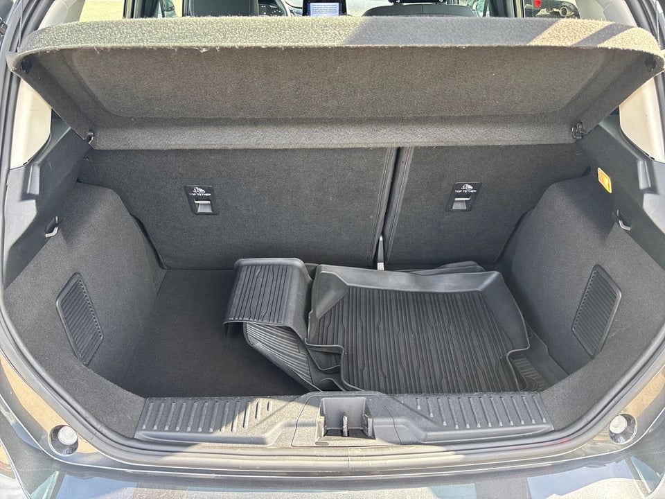 Ford Fiesta 1,0 EcoBoost mHEV Titanium 5d