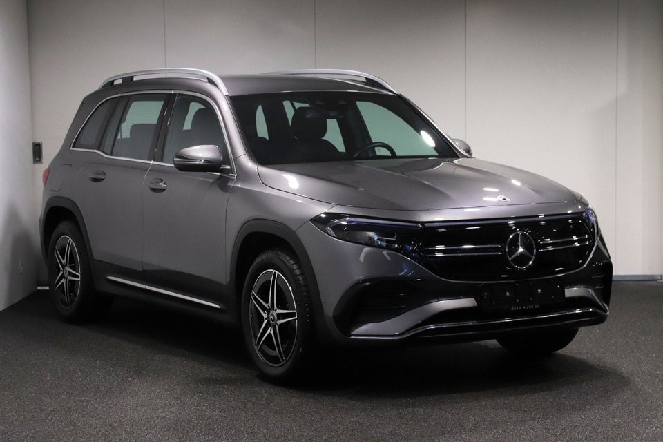 Mercedes EQB250 AMG Line 5d