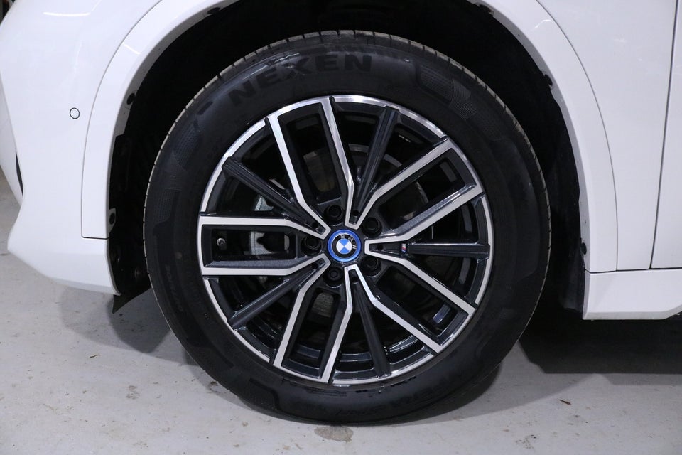 BMW iX1 eDrive20 M-Sport 5d