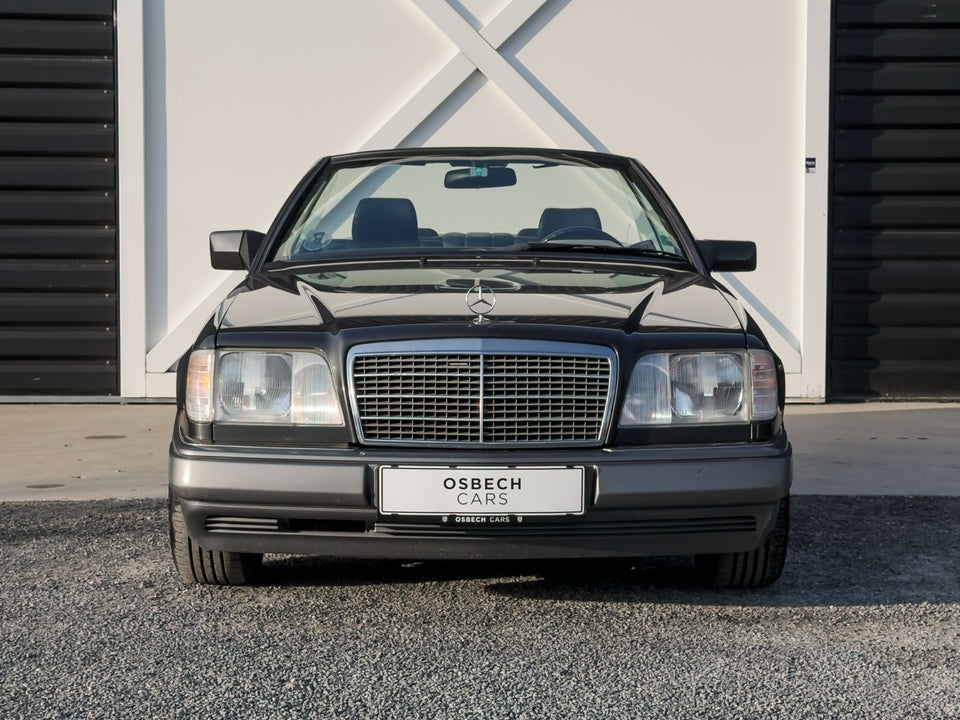 Mercedes E220 2,2 Cabriolet 2d