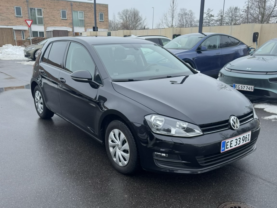 VW Golf VII 1,4 TSi 122 Comfortline BMT 5d