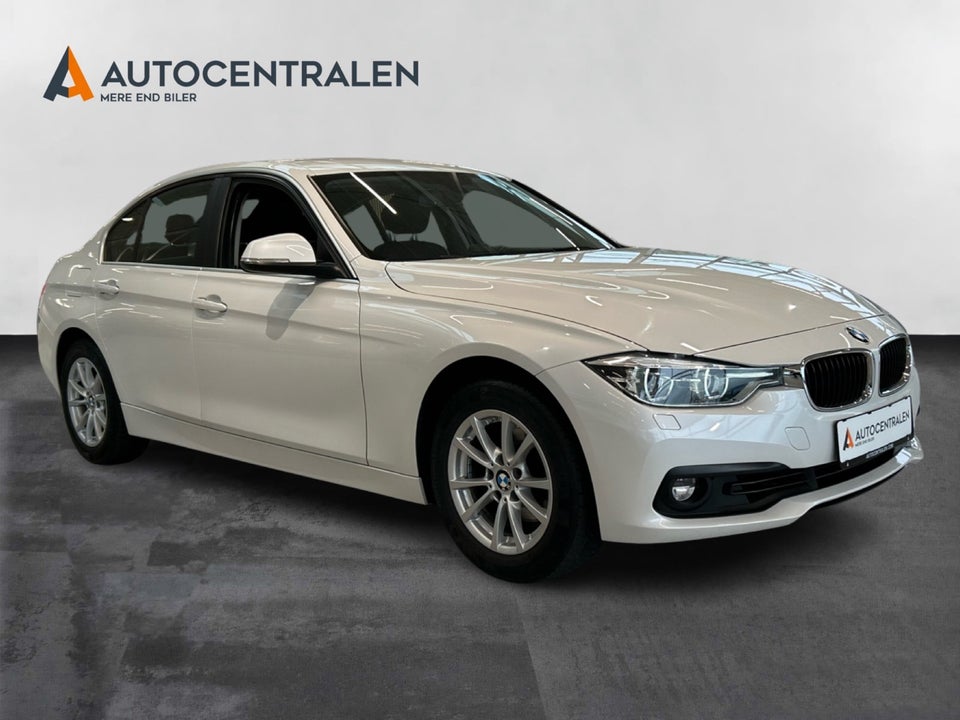 BMW 320i 2,0 aut. 4d