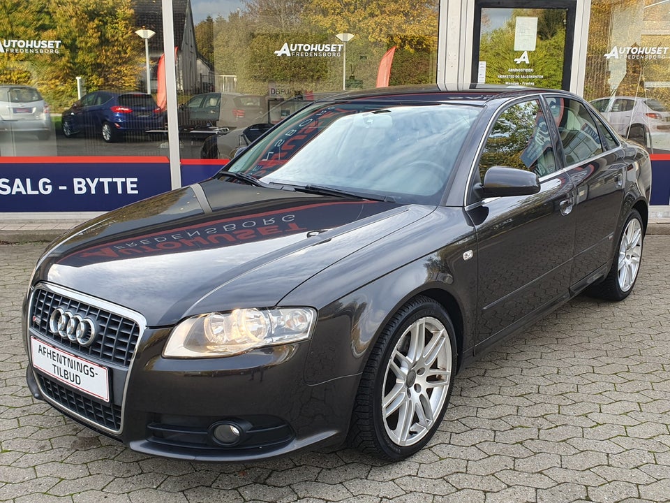 Audi A4 1,8 T 163 4d