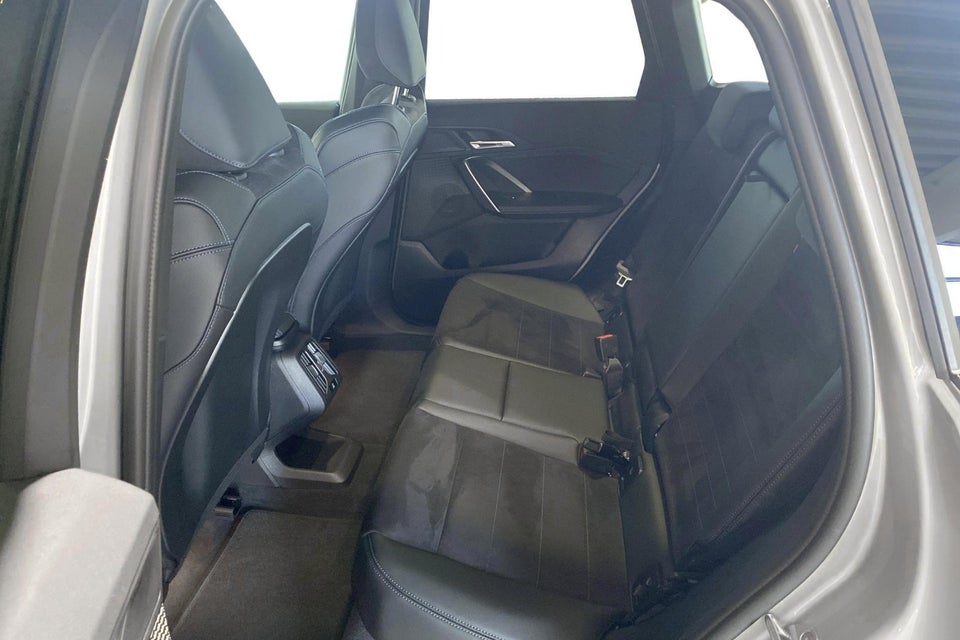 BMW iX1 eDrive20 M-Sport 5d