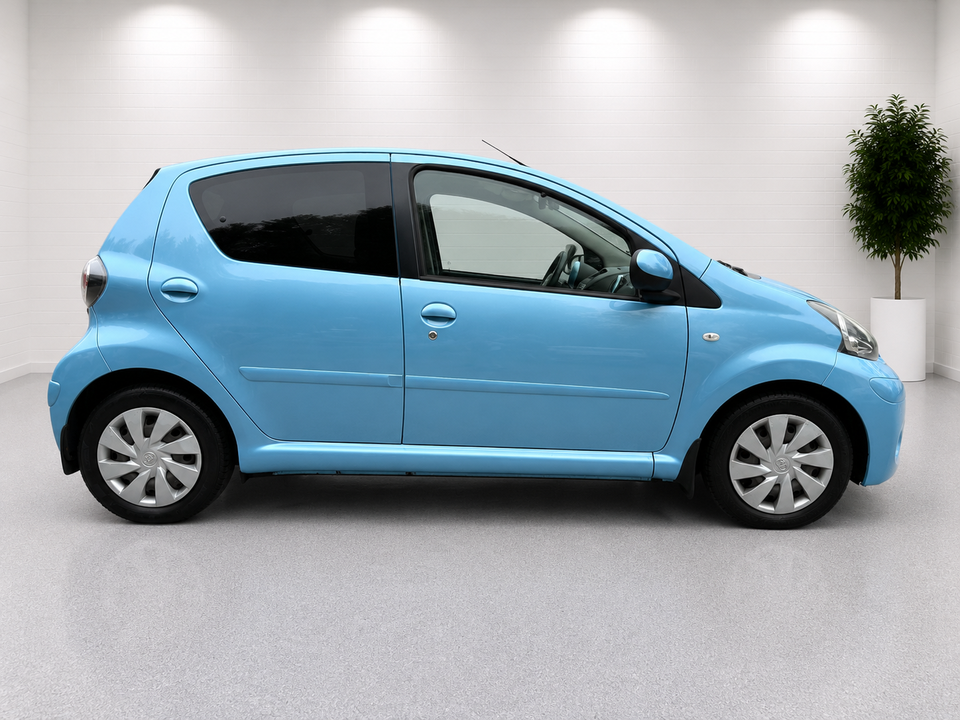 Toyota Aygo 1,0 VVT-i T1 5d